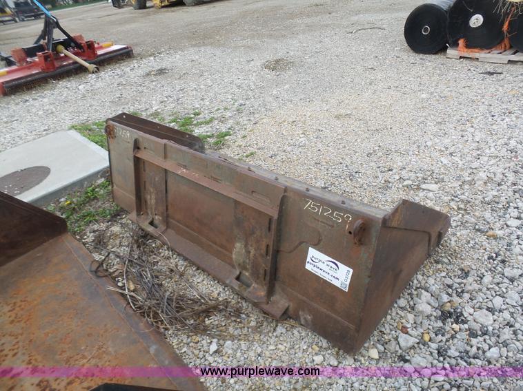 image for item G3729 Skid steer bucket