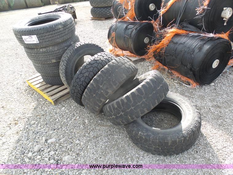 image for item G3731 (9) tires