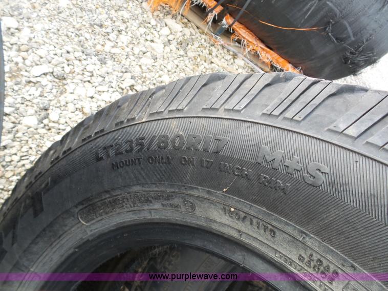 image for item G3731 (9) tires