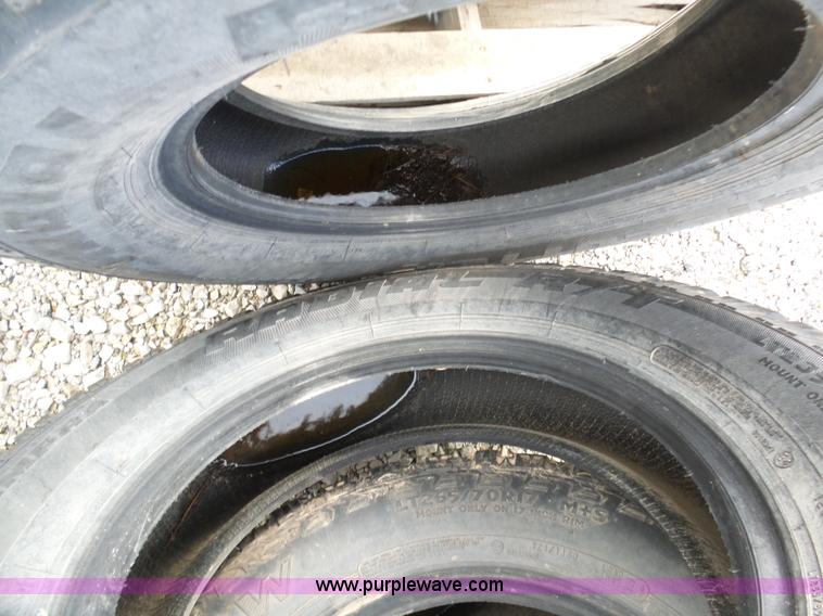 image for item G3731 (9) tires