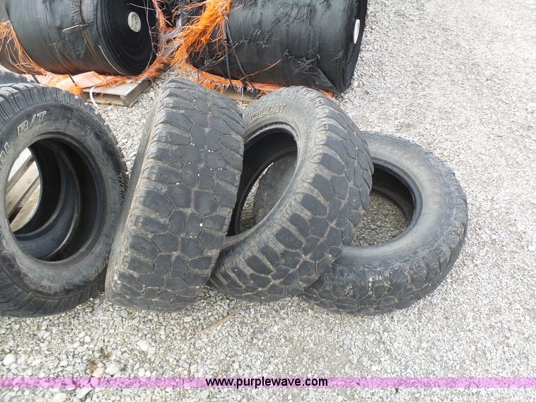 image for item G3731 (9) tires
