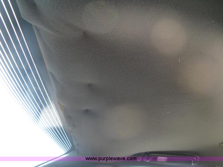 image for item J2836 1996 Pontiac Bonneville