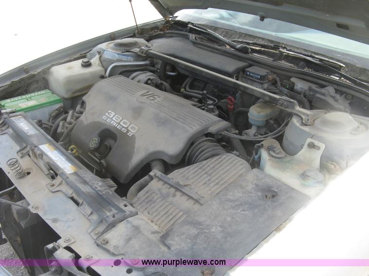 image for item J2836 1996 Pontiac Bonneville