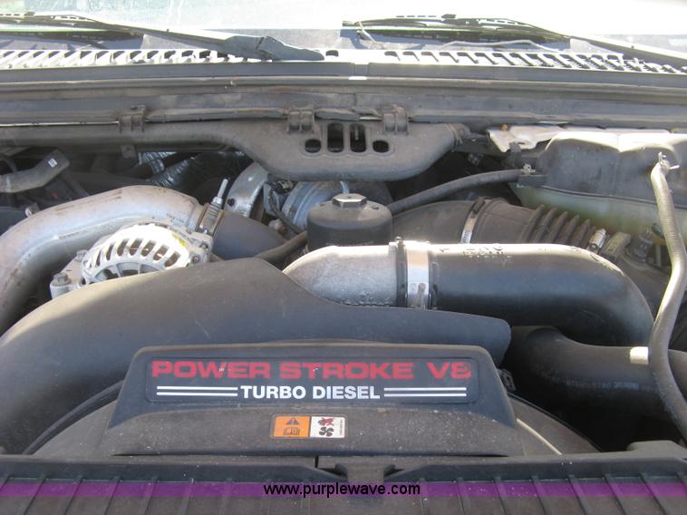 image for item J2838 2005 Ford F450 Super Duty XL flatbed truck