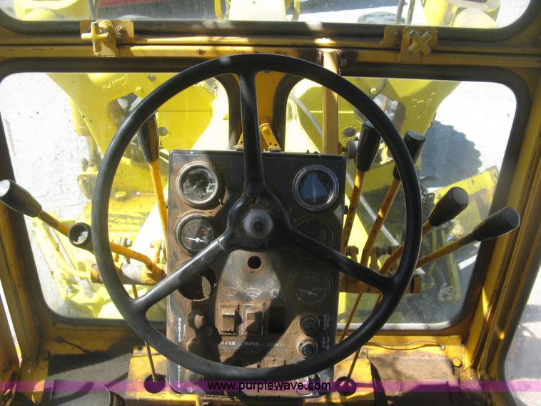 image for item J2840 1978 Galion T500C motor grader