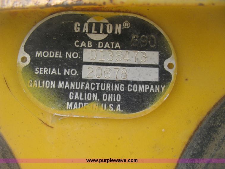 image for item J2840 1978 Galion T500C motor grader