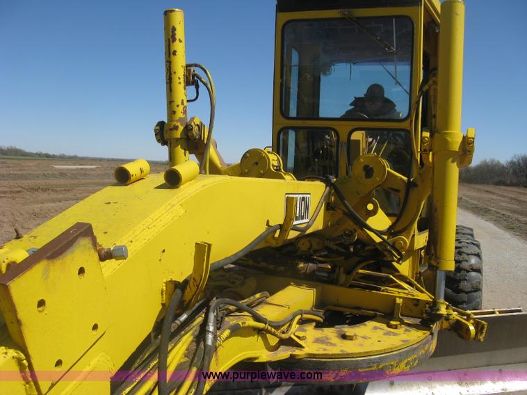 image for item J2840 1978 Galion T500C motor grader