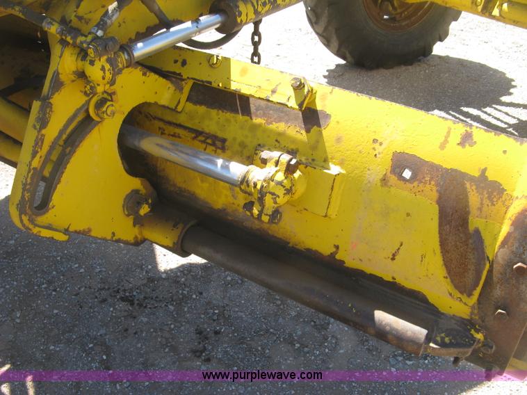 image for item J2840 1978 Galion T500C motor grader