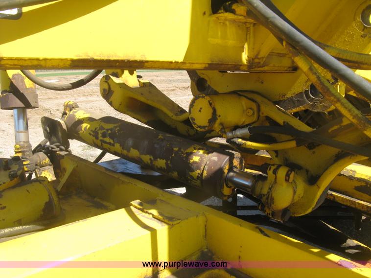 image for item J2840 1978 Galion T500C motor grader