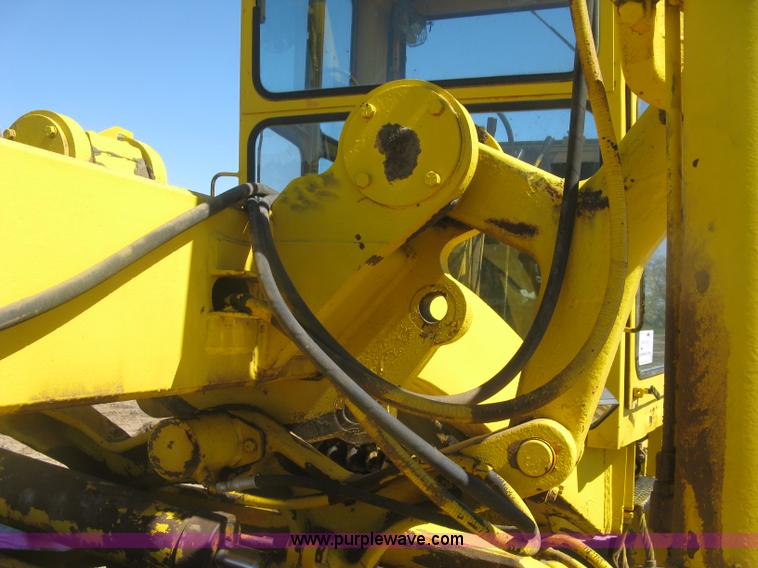 image for item J2840 1978 Galion T500C motor grader