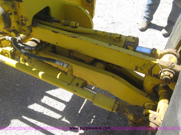 image for item J2840 1978 Galion T500C motor grader