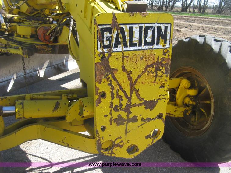 image for item J2840 1978 Galion T500C motor grader
