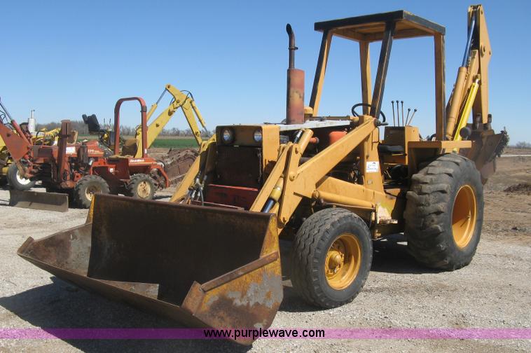 image for item J2841 Case backhoe