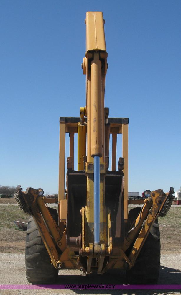 image for item J2841 Case backhoe