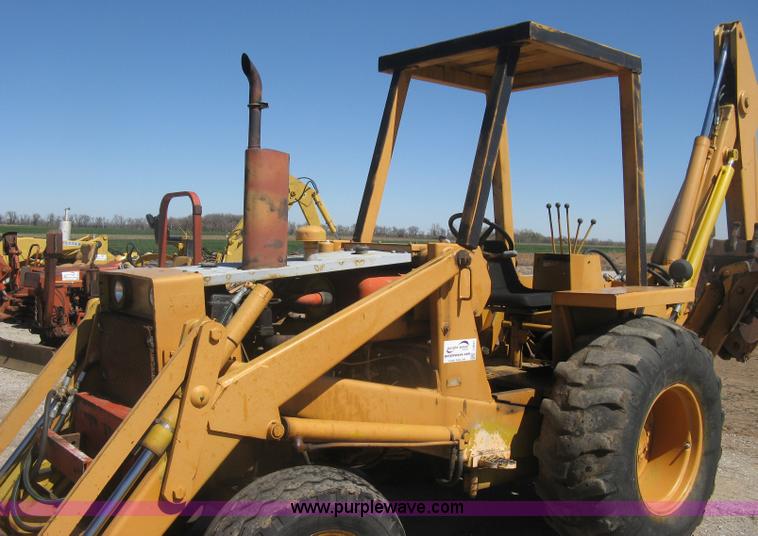 image for item J2841 Case backhoe