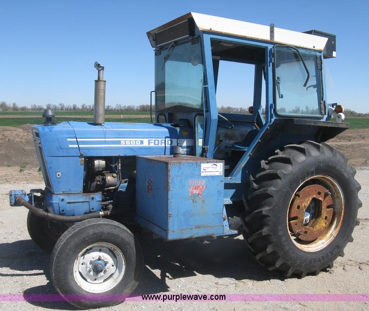 image for item J2845 Ford 5600 tractor