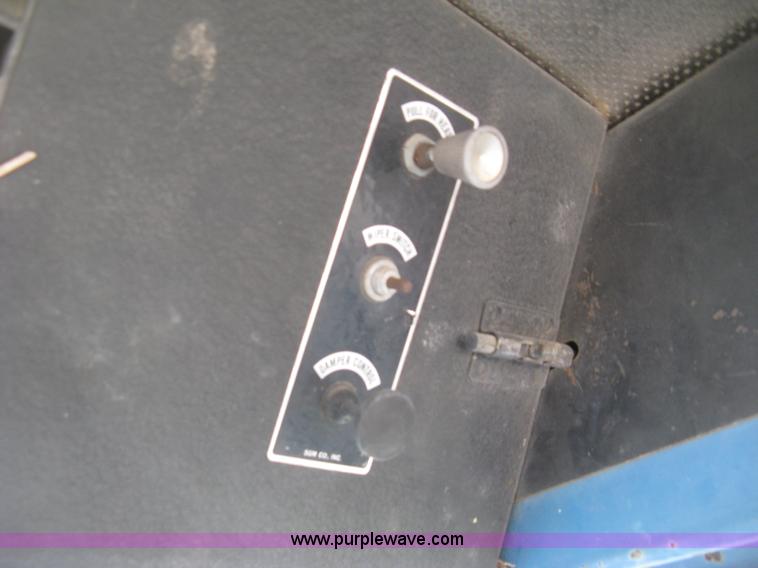 image for item J2845 Ford 5600 tractor