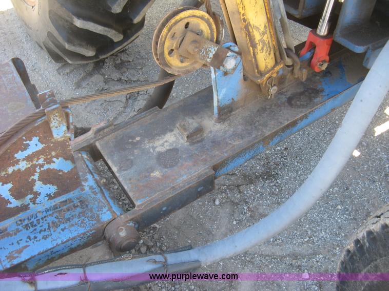image for item J2845 Ford 5600 tractor