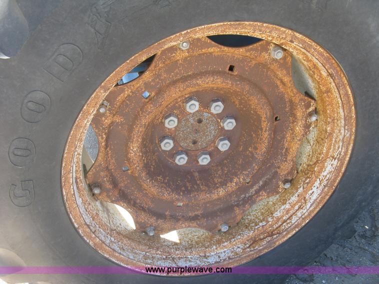 image for item J2845 Ford 5600 tractor