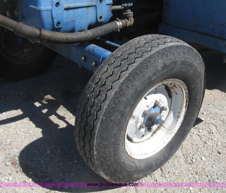 image for item J2845 Ford 5600 tractor