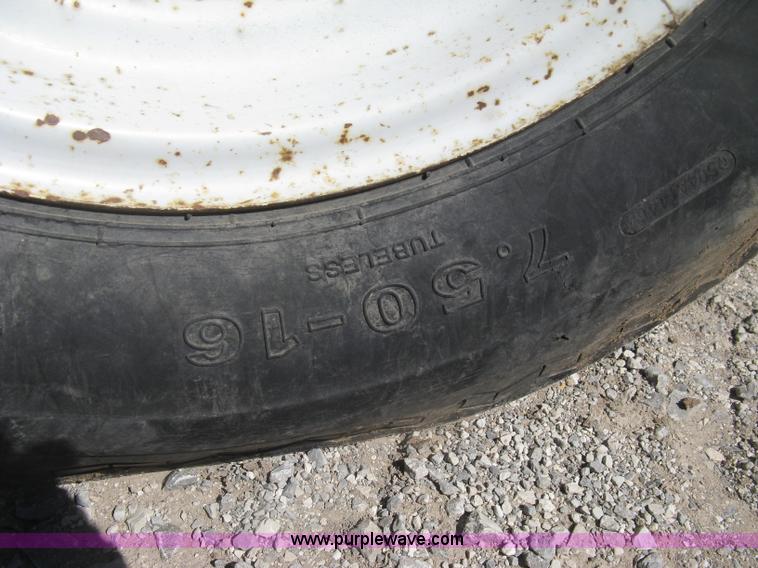 image for item J2845 Ford 5600 tractor