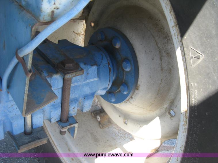 image for item J2845 Ford 5600 tractor