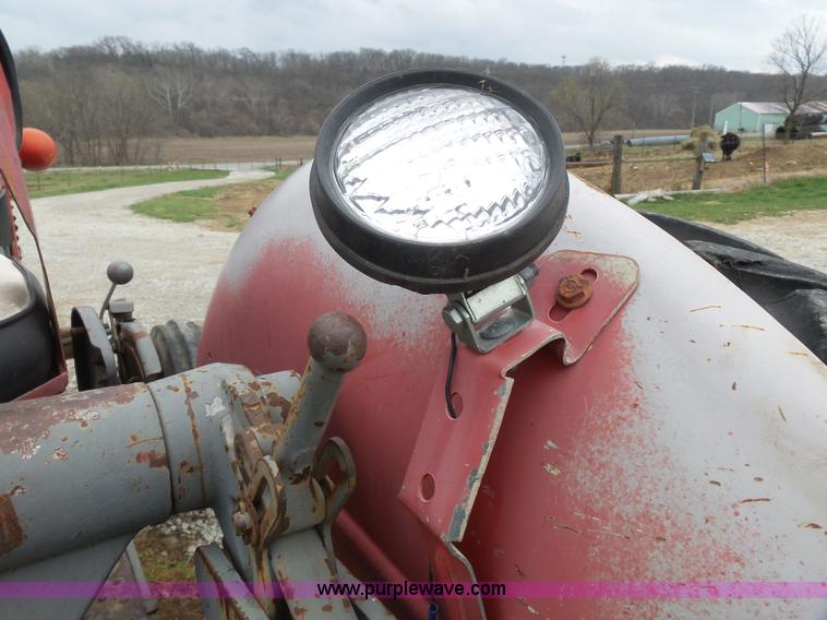 image for item J4178 Massey-Ferguson 85 tractor