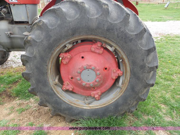 image for item J4178 Massey-Ferguson 85 tractor