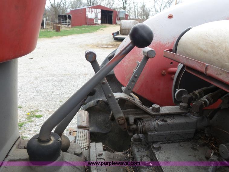 image for item J4178 Massey-Ferguson 85 tractor