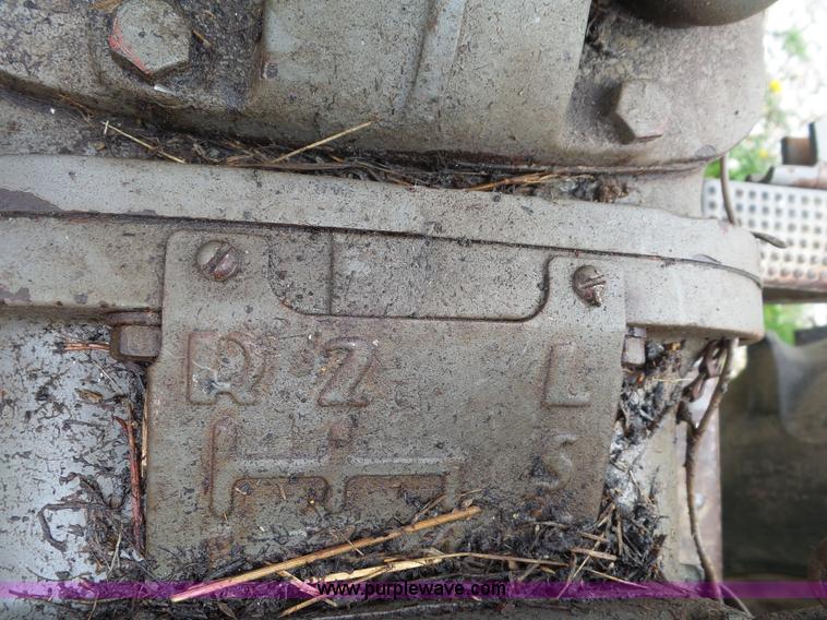 image for item J4178 Massey-Ferguson 85 tractor