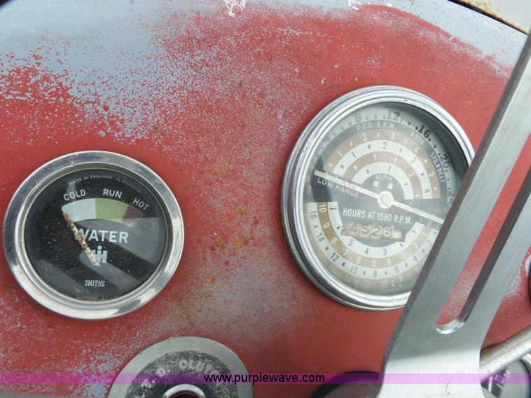 image for item J4178 Massey-Ferguson 85 tractor