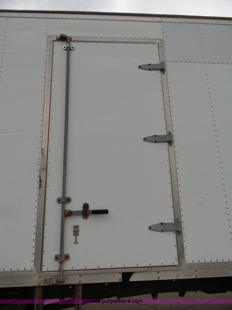 image for item J4221 1995 GMC TopKick box truck