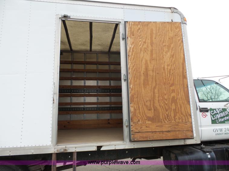 image for item J4221 1995 GMC TopKick box truck