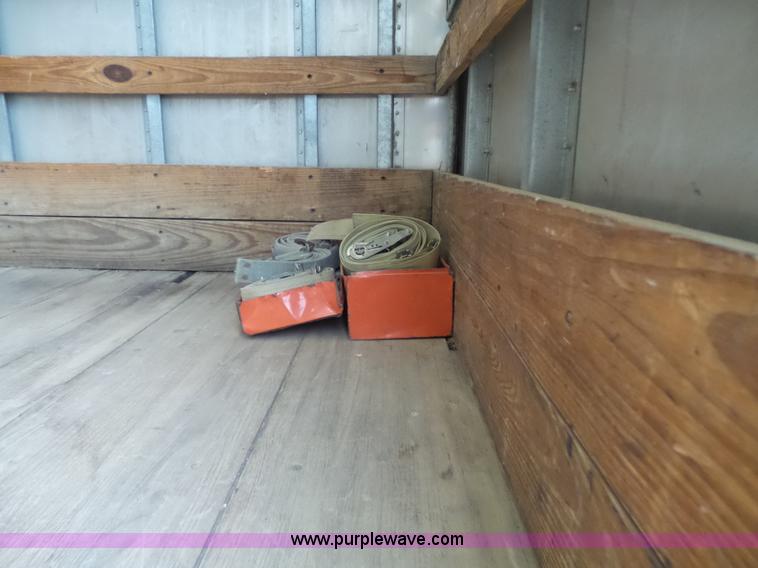 image for item J4221 1995 GMC TopKick box truck