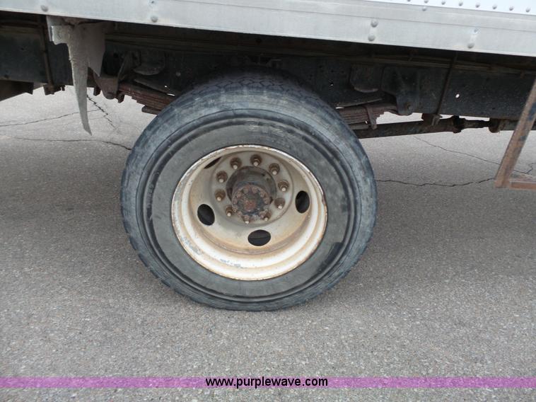 image for item J4221 1995 GMC TopKick box truck