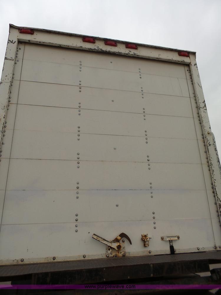 image for item J4221 1995 GMC TopKick box truck