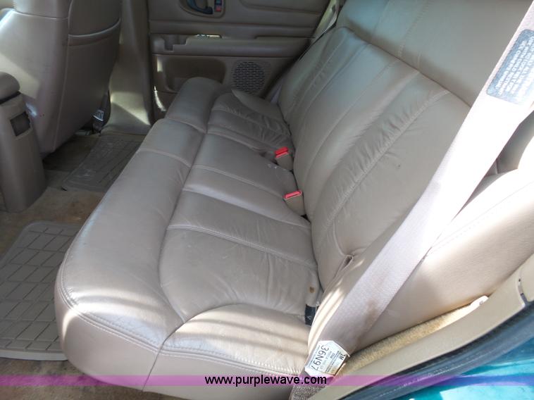 image for item J4223 1998 Chevrolet Blazer LT SUV