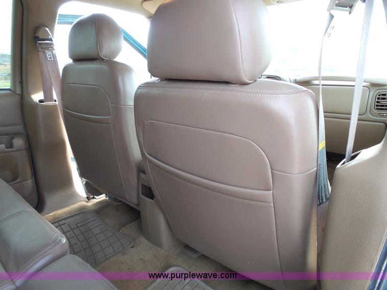 image for item J4223 1998 Chevrolet Blazer LT SUV