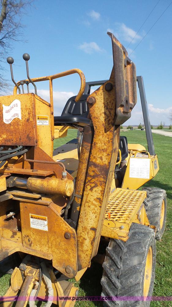 image for item J6258 1996 Case 460 cable plow