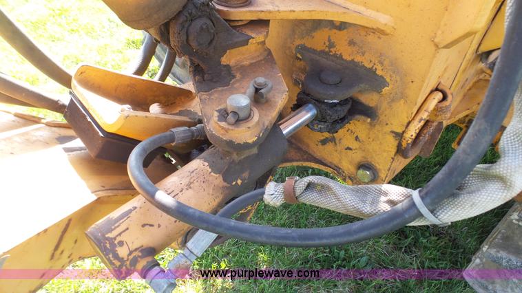 image for item J6258 1996 Case 460 cable plow