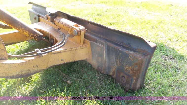 image for item J6258 1996 Case 460 cable plow