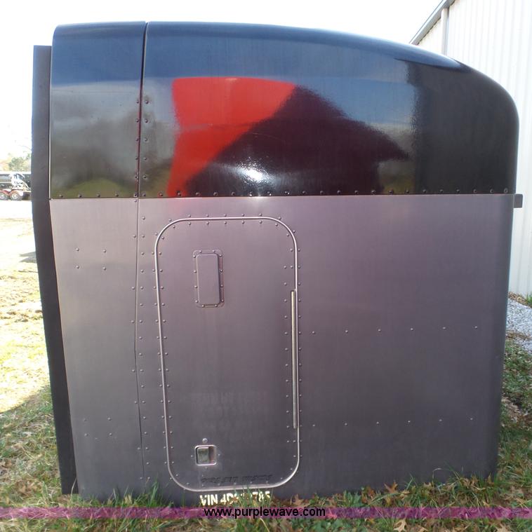 image for item J8942 Unibilt Ultracab sleeper