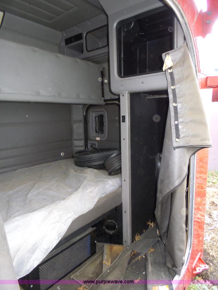 image for item J8943 Unibilt Ultracab sleeper