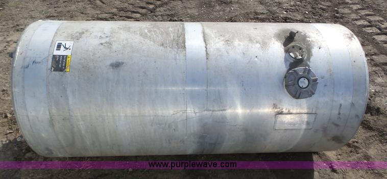 image for item J8944 Assorted truck accessories