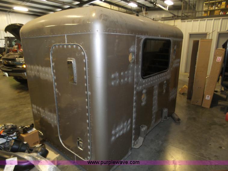 image for item J8945 Unibilt sleeper