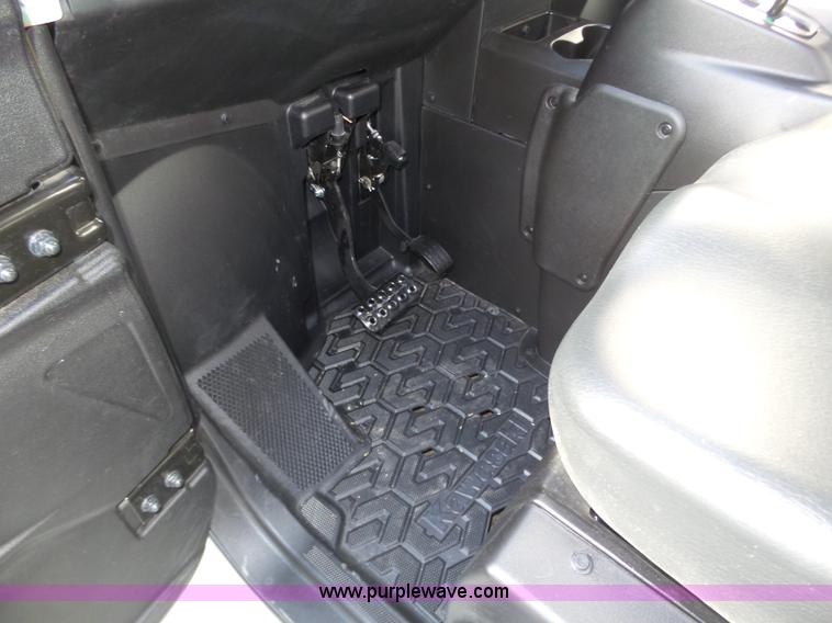 image for item J8957 2012 Kawasaki Teryx4 utility vehicle