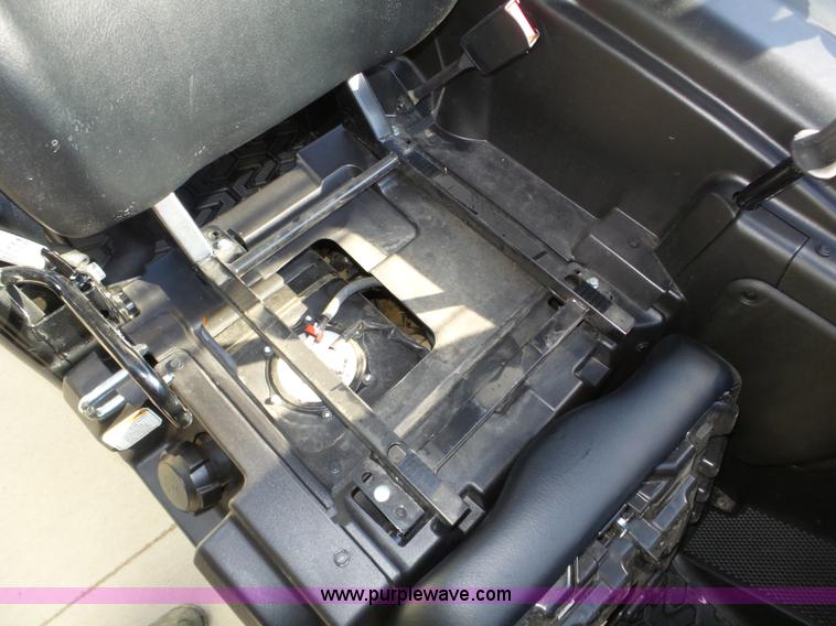 image for item J8957 2012 Kawasaki Teryx4 utility vehicle