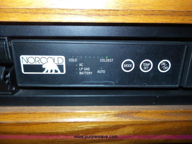 image for item J8969 1997 Sportsman 3003P limited edition camper