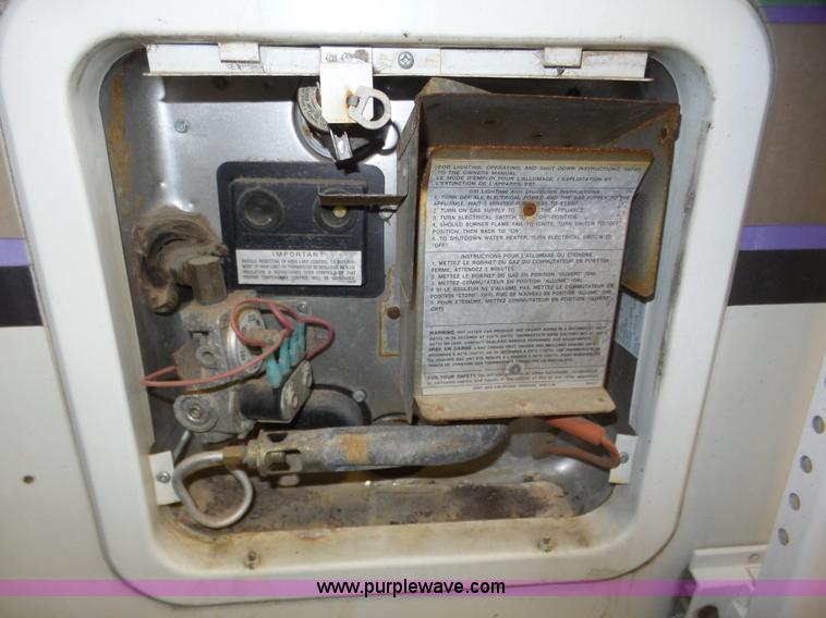 image for item J8969 1997 Sportsman 3003P limited edition camper