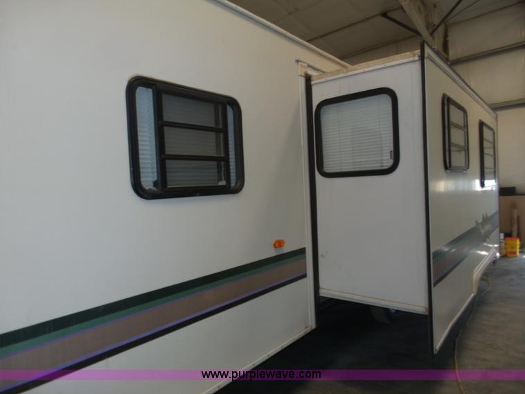 image for item J8969 1997 Sportsman 3003P limited edition camper